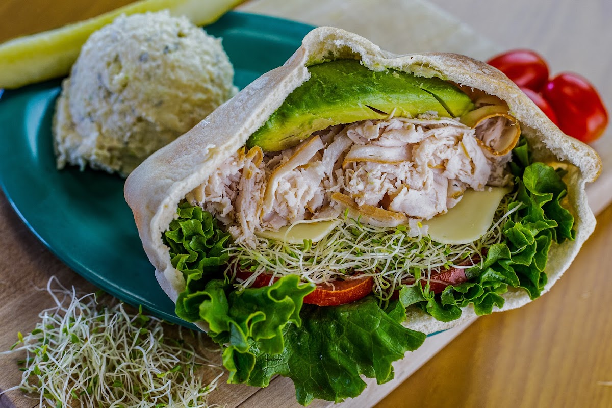 Clara's Tidbits Restaurant Mandarin-7